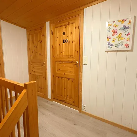 Sentralt Og Elegant Opphold Naer Alt